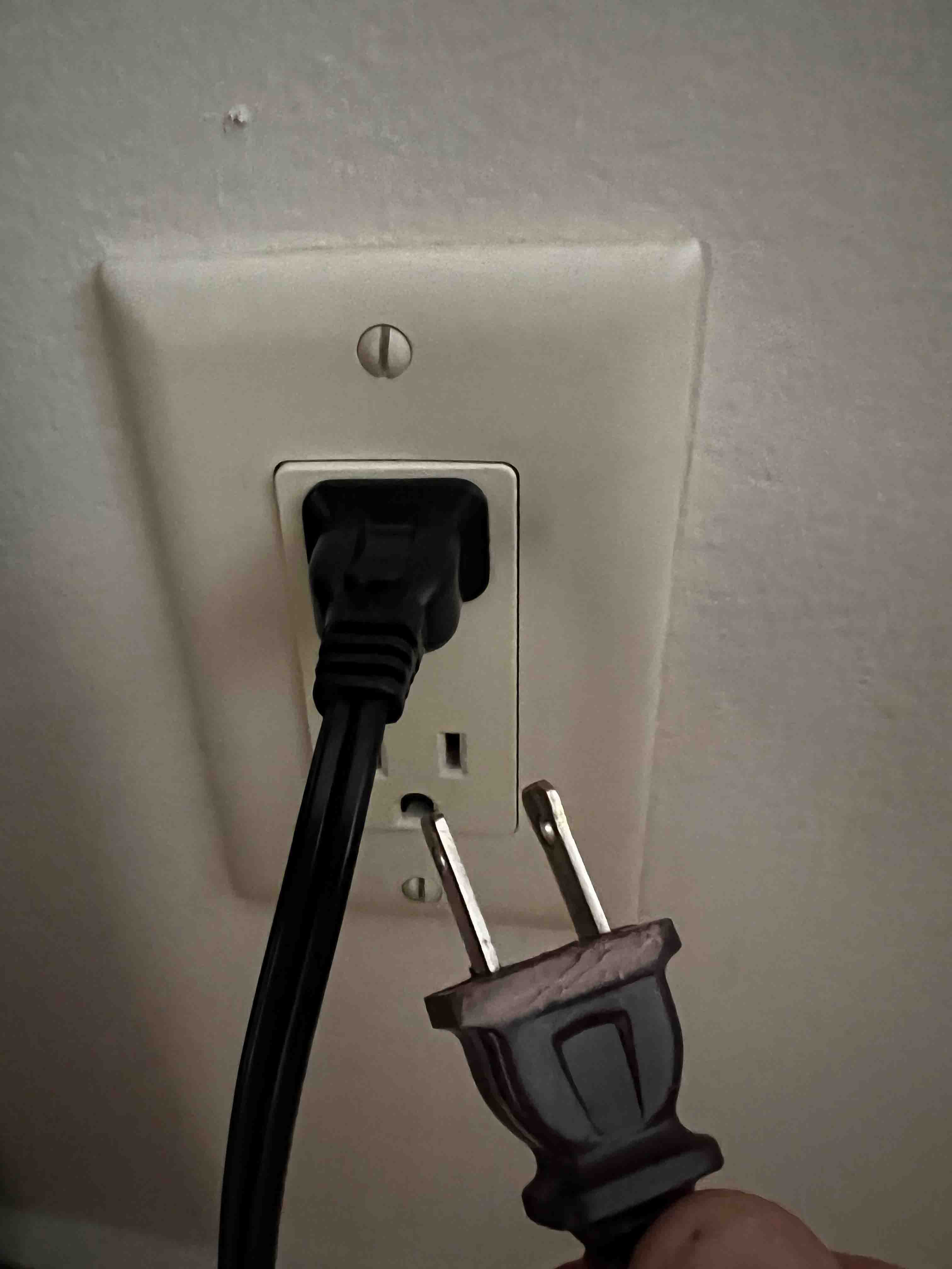 Electrical Plug Check